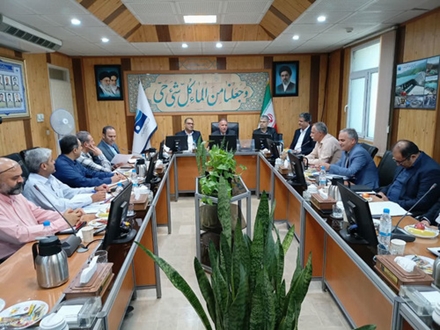 بررسی راهکارهای تأمین پایدار آب شهرک‌ها و نواحی صنعتی استان مرکزی از محل پساب در حضور مدیرعامل شرکت شهرک های صنعتی