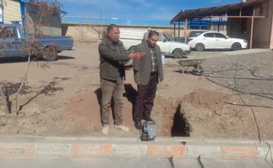 آغاز عملیات حفاری فیبر نوری در شهرک صنعتی محلات؛ گامی بلند در جهت هوشمندسازی و توسعه زیرساخت‌ها